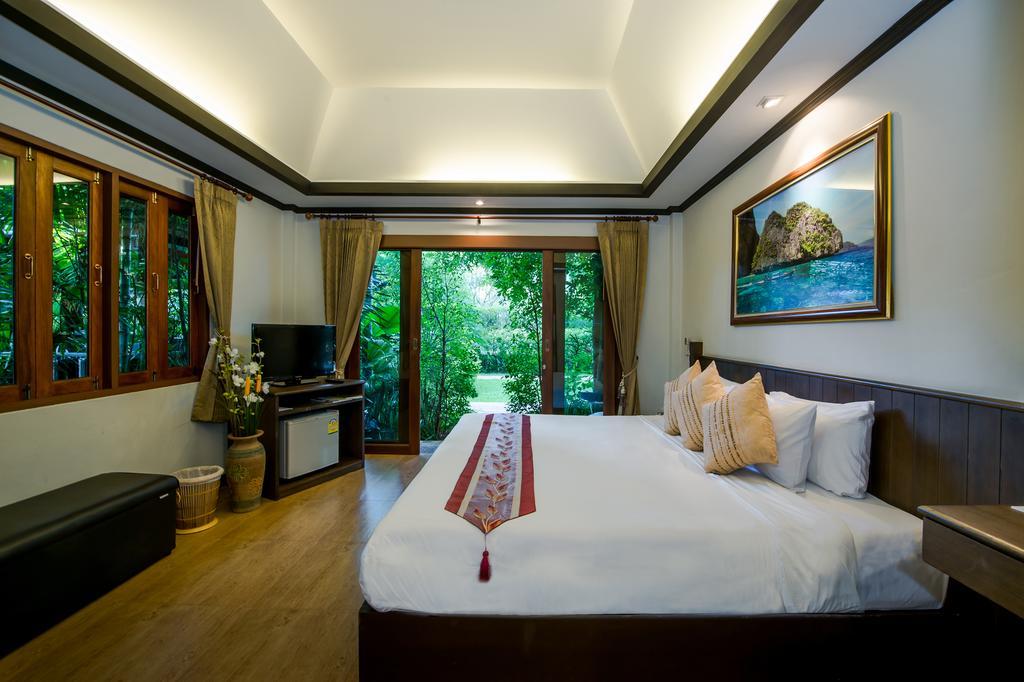 Pai Tan Villas - Sha Extra Plus Bang Tao Beach  Room photo